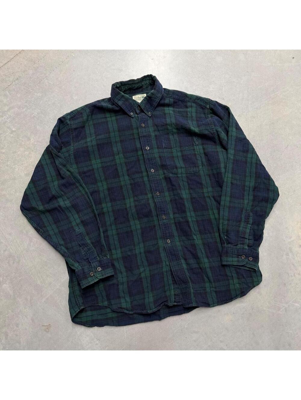 2000s L. L. Bean Outdoors Plaid button Up Shirt Sized XL
